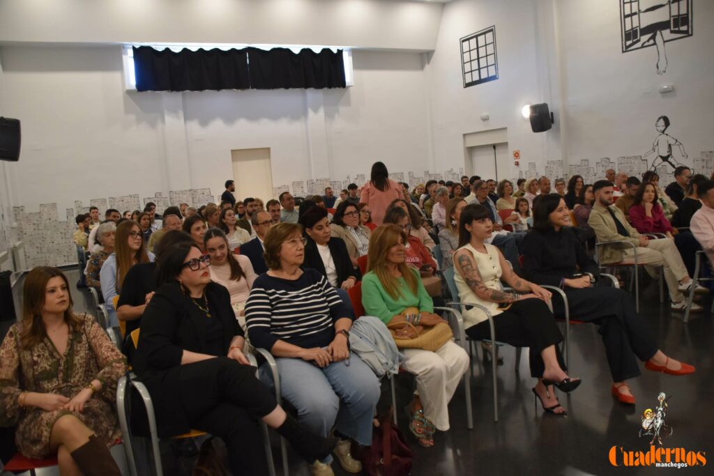 Tomelloso alza la voz por la igualdad en los XIV Premios Rosa Roja de Juventudes Socialistas de Castilla-La Mancha 4 premios rosa roja tomelloso 03