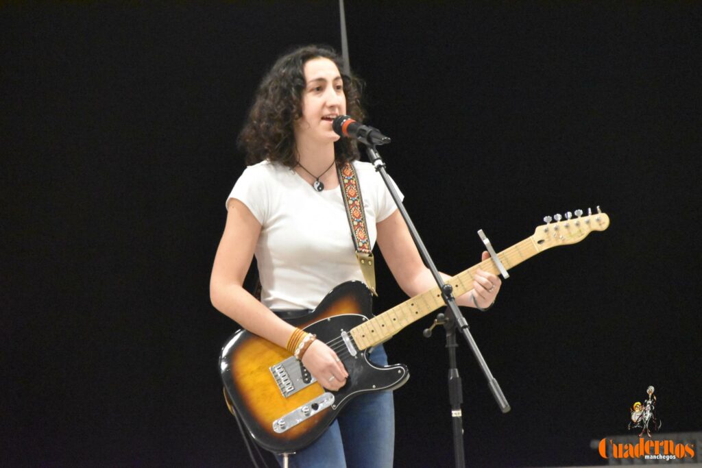 Tomelloso alza la voz por la igualdad en los XIV Premios Rosa Roja de Juventudes Socialistas de Castilla-La Mancha 9 premios rosa roja tomelloso 08