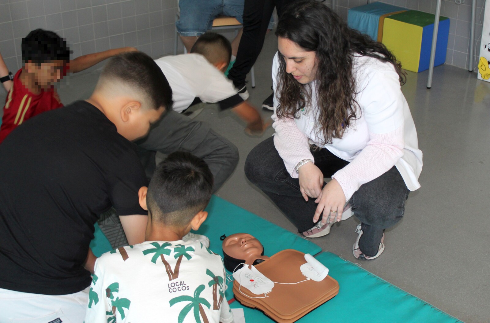 Profesionales de los centros de salud inician en t&eacute;cnicas de reanimaci&oacute;n cardiopulmonar al alumnado de los colegios del &aacute;rea sanitaria de Ciudad Real