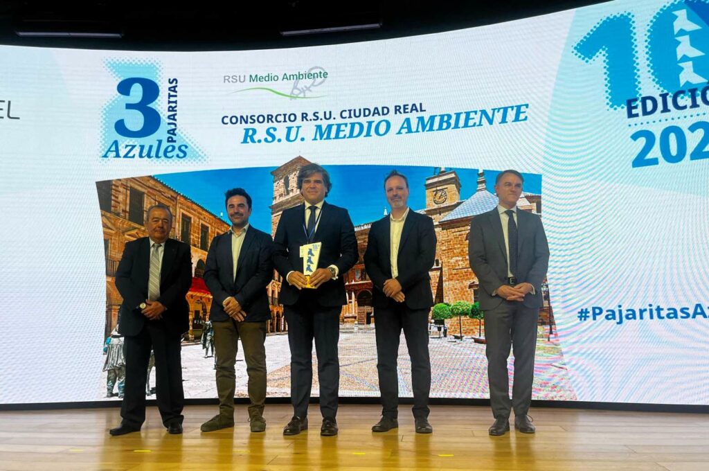 El Consorcio RSU Ciudad Real revalida el premio especial “Pajarita ilustre” de ASPAPEL por su excelencia en el reciclaje de papel y cartón 2 rsumedioambiente