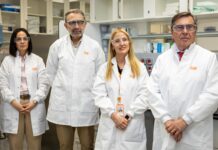 El consejero de Sanidad de Castilla-La Mancha, Jesús Fernández Sanz, visita la sede de GSK en Tres Cantos (Madrid) El consejero de Sanidad de Castilla-La Mancha, Jesús Fernández Sanz, visita la sede de GSK en Tres Cantos (Madrid)