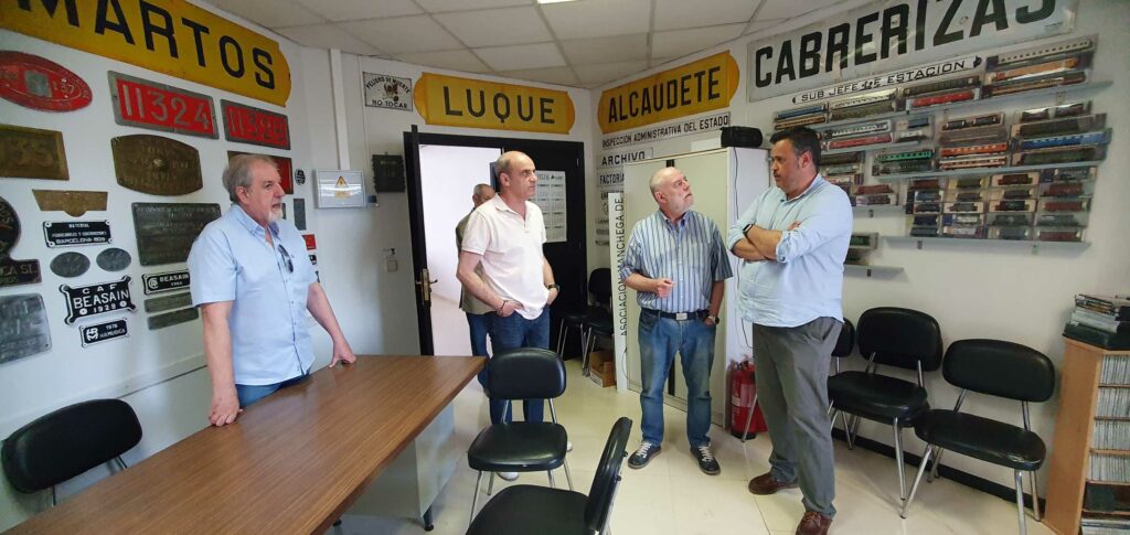 Los “Amigos del Ferrocarril” presentan su nueva sede social 2 sedesocialamigosferrocarril 3
