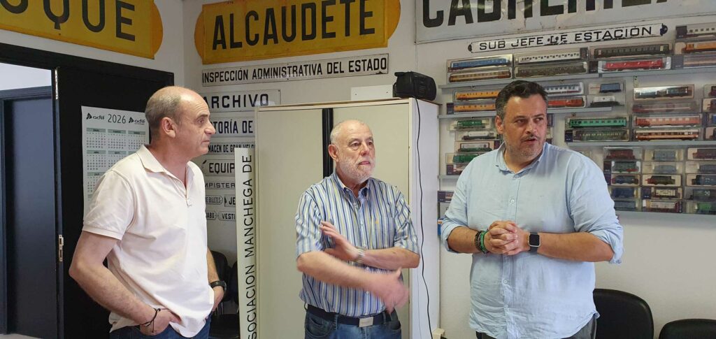 Los “Amigos del Ferrocarril” presentan su nueva sede social 3 sedesocialamigosferrocarril 4