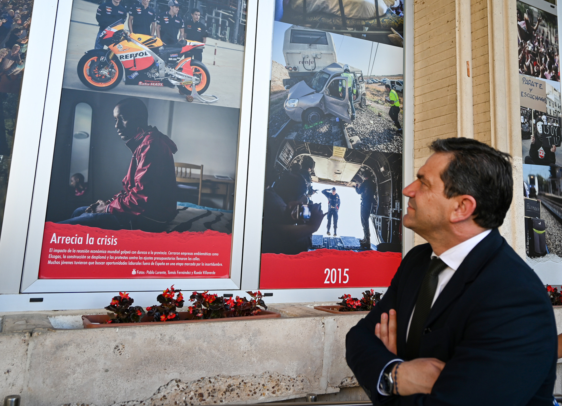 Valverde pone en valor la labor de los medios de comunicación en la inauguración de la exposición fotográfica con motivo del 35 aniversario de La Tribuna 9 Valverde pone en valor la labor de los medios de comunicación en la inauguración de la exposición fotográfica con motivo del 35 aniversario de La Tribuna