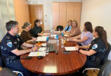 Profesionales e instituciones se reúnen en Villacañas para reforzar la coordinación contra la violencia de género Profesionales e instituciones se reúnen en Villacañas para reforzar la coordinación contra la violencia de género