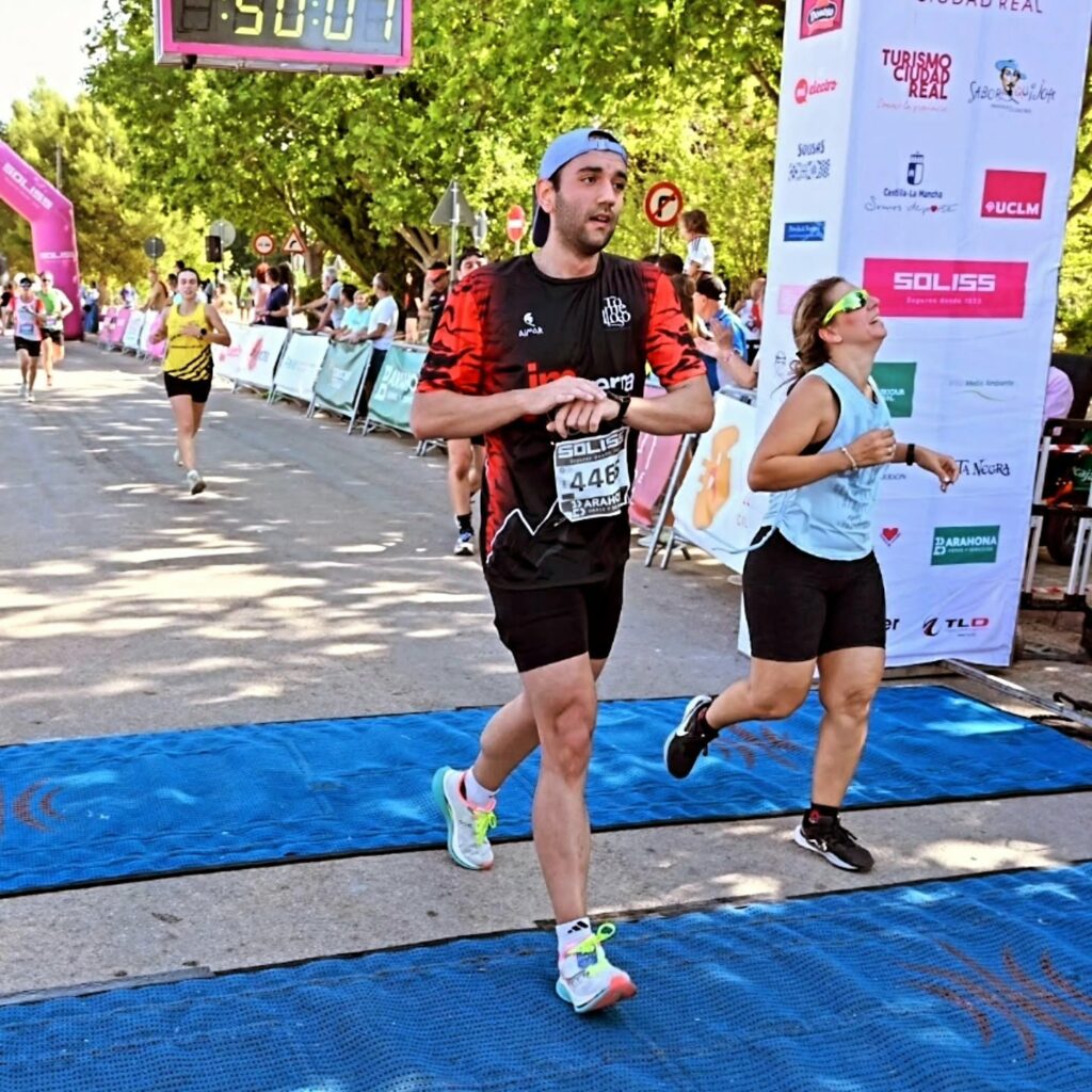 Atletas del CD JM Serna Seguros brillan en la 10K de Argamasilla de Alba 3 10k argamasilla de alba jm serna seguros 8