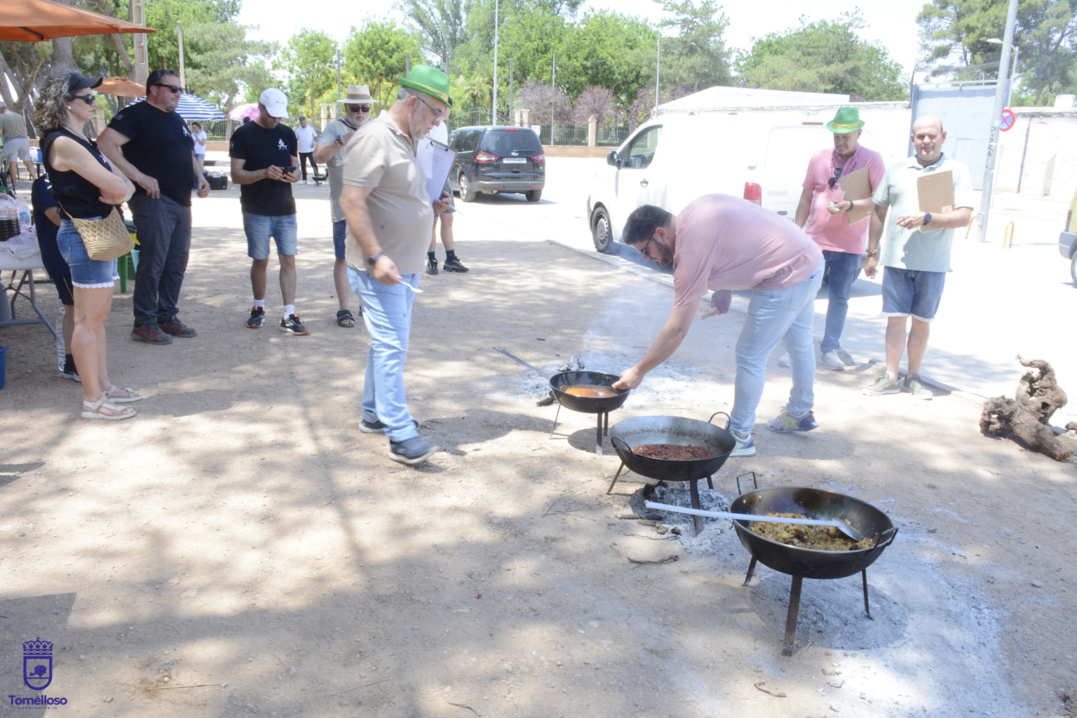 Éxito en Tomelloso del XVIII Concurso de gachas, migas y pisto en el Día de Castilla La Mancha 2 8 asociaciones participan en el XVIII Concurso Local de Gachas, Migas y Pisto