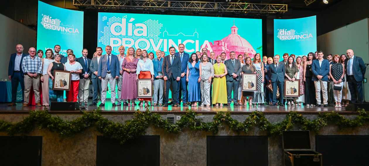Valverde afirma que el orgullo de pertenecer a Ciudad Real se refleja en las entidades premiadas porque hacen provincia con su trabajo y esfuerzo diario