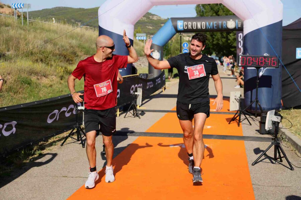 El IX Acuatlón Dani Molina vuelve a convertir el Azud de Pareja en referencia del deporte regional 9 acuatlon dani molina 15
