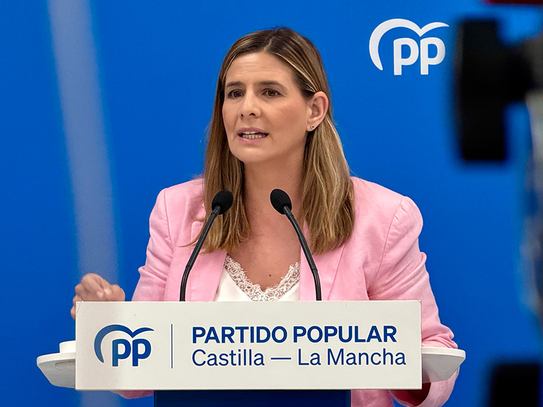 Agudo exige a Page que retire de inmediato su apoyo a Sánchez tras la condena a Ábalos y fuerce la convocatoria de elecciones