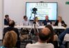 Airén Revolution concluye en Tomelloso con una idea clara: la variedad Airén es un lienzo em blanco sobre el que los enólogos pueden desarrollar su creatividad Airén Revolution concluye en Tomelloso con una idea clara: la variedad Airén es un lienzo em blanco sobre el que los enólogos pueden desarrollar su creatividad