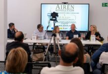 Airén Revolution concluye en Tomelloso con una idea clara: la variedad Airén es un lienzo em blanco sobre el que los enólogos pueden desarrollar su creatividad Airén Revolution concluye en Tomelloso con una idea clara: la variedad Airén es un lienzo em blanco sobre el que los enólogos pueden desarrollar su creatividad