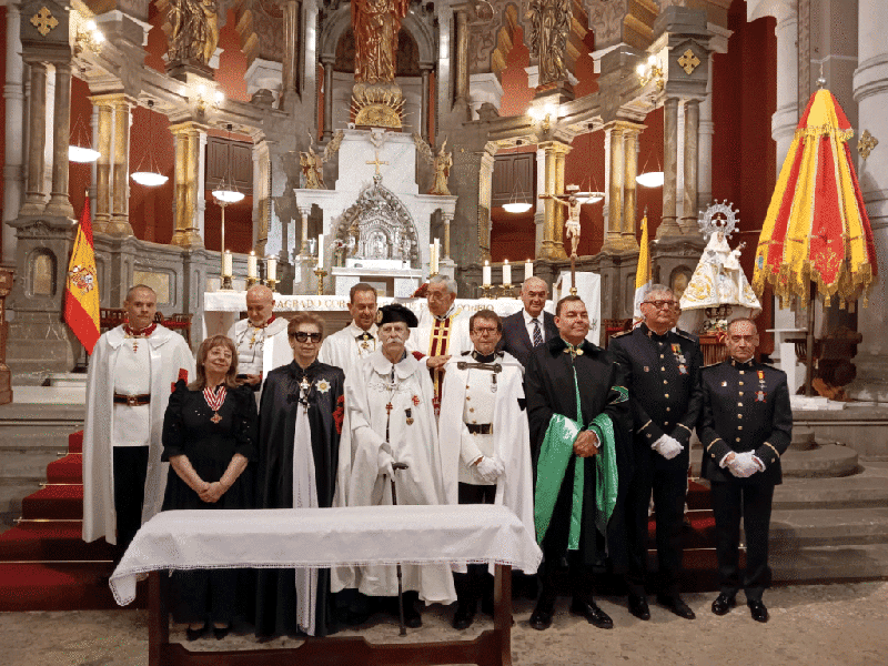La Basílica del Sagrado Corazón de Gijón reúne a órdenes de caballería y hermandades por San Fernando