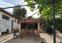 La Casita de los Sueños vuelve a abrir sus puertas para llenar de lectura las tardes de verano en la Piscina Municipal de Villacañas La Casita de los Sueños vuelve a abrir sus puertas para llenar de lectura las tardes de verano en la Piscina Municipal de Villacañas
