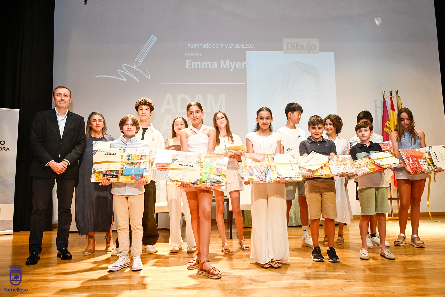Clausurado el curso escolar 2025-26 con la entrega de premios de los certámenes escolares 8 Clausurado el curso escolar 2025-26 con la entrega de premios de los certámenes escolares