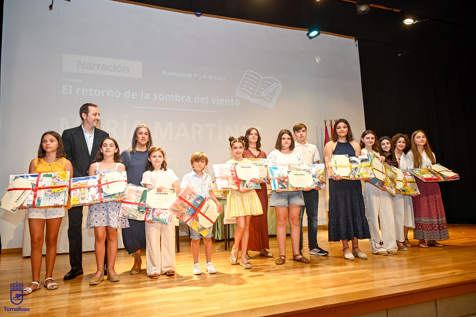 Clausurado el curso escolar 2025-26 con la entrega de premios de los certámenes escolares 4 Clausurado el curso escolar 2025-26 con la entrega de premios de los certámenes escolares