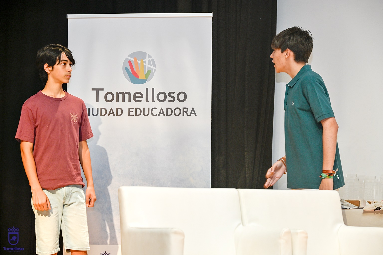 Clausurado el curso escolar 2025-26 con la entrega de premios de los certámenes escolares 11 Clausurado el curso escolar 2025-26 con la entrega de premios de los certámenes escolares