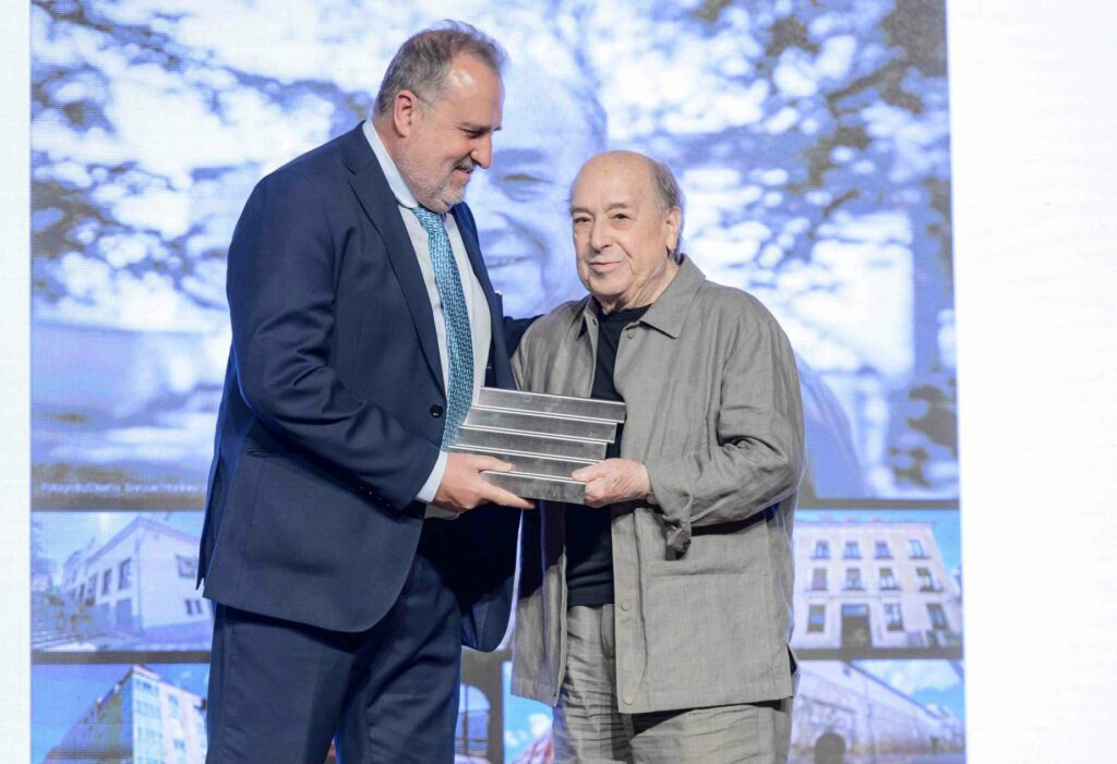 El COACM celebra la excelencia arquitectónica y reconoce a quienes han contribuido a construir Castilla-La Mancha 9 coacm premios 03