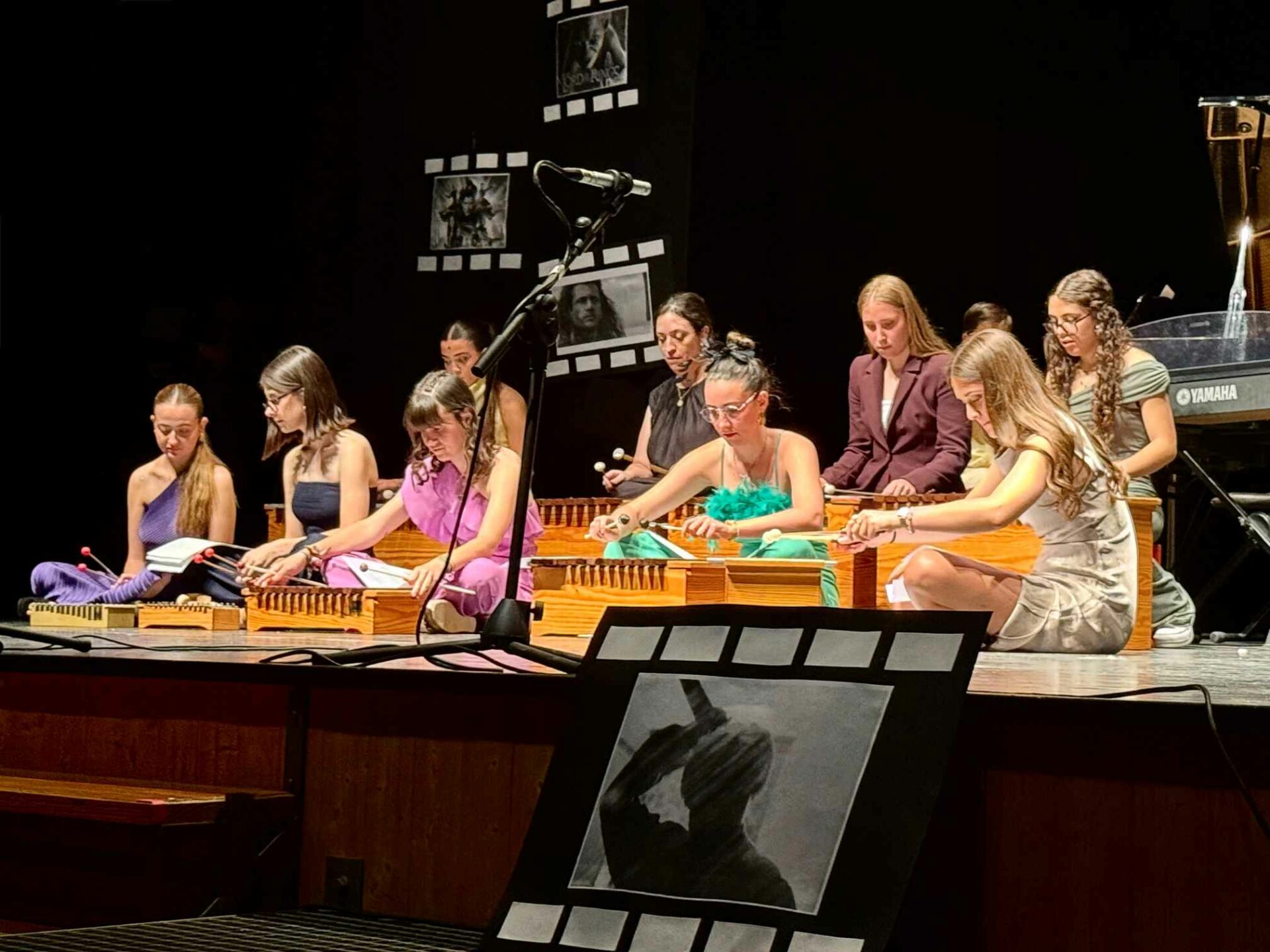 Las grandes bandas sonoras del cine protagonizan el brillante concierto de fin de curso de la Escuela Municipal de Música “Gratiniano Martínez”