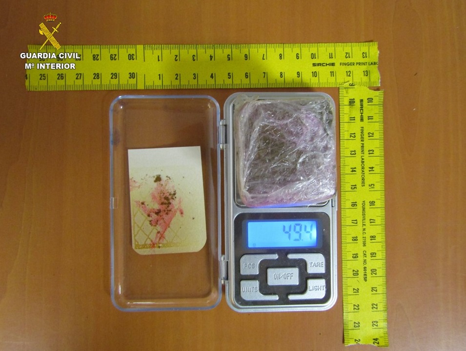 La Guardia Civil detiene a cuatro personas e investiga a una más por tráfico de drogas en Tomelloso 1 drogatomelloso