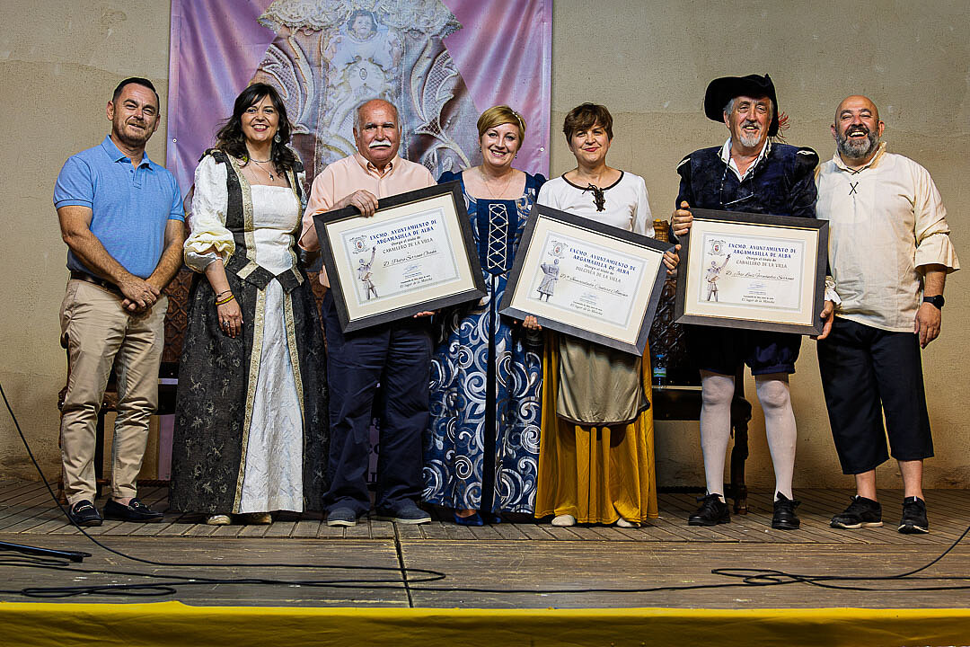 Argamasilla de Alba reconoce a Pedro Serrano, José Luis Fernández e Inmaculada Cantero como Caballeros y Dulcinea de la Villa