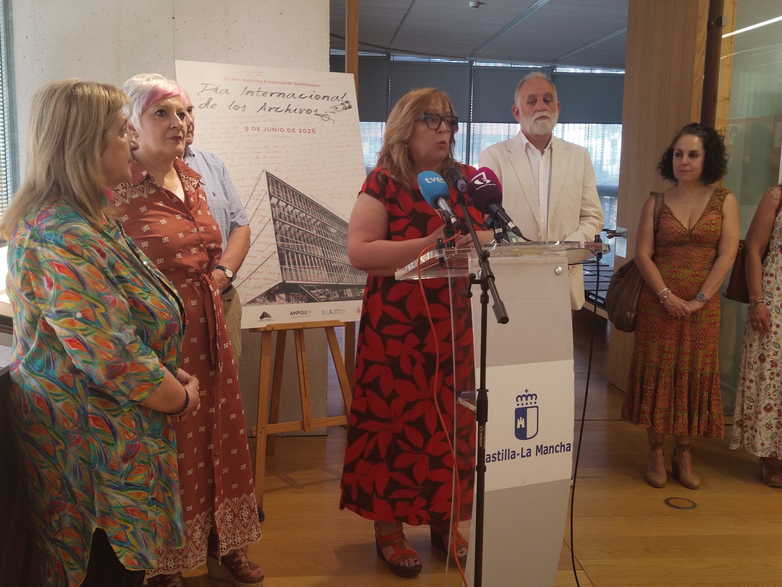 El Archivo de Toledo iniciará en julio trabajos de digitalización de documentación en el marco del convenio suscrito con el Ministerio y FamilySearch 1 El Archivo de Toledo iniciará en julio trabajos de digitalización de documentación en el marco del convenio suscrito con el Ministerio y FamilySearch