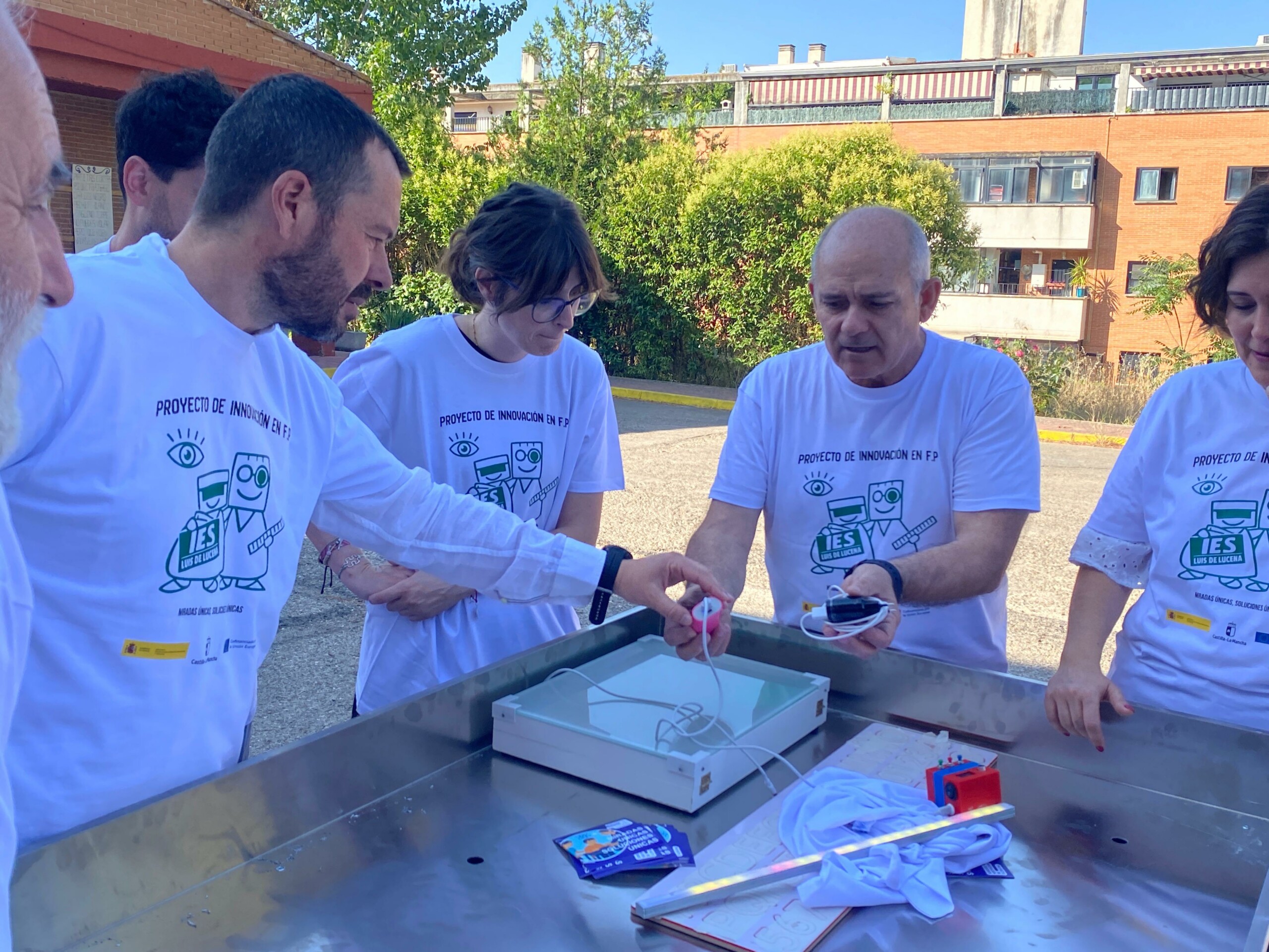El Gobierno regional muestra su compromiso con una educación accesible e inclusiva que constituye una parte fundamental de la nueva Ley de Accesibilidad de Castilla-La Mancha 2 El Gobierno regional muestra su compromiso con una educación accesible e inclusiva que constituye una parte fundamental de la nueva Ley de Accesibilidad de Castilla-La Mancha