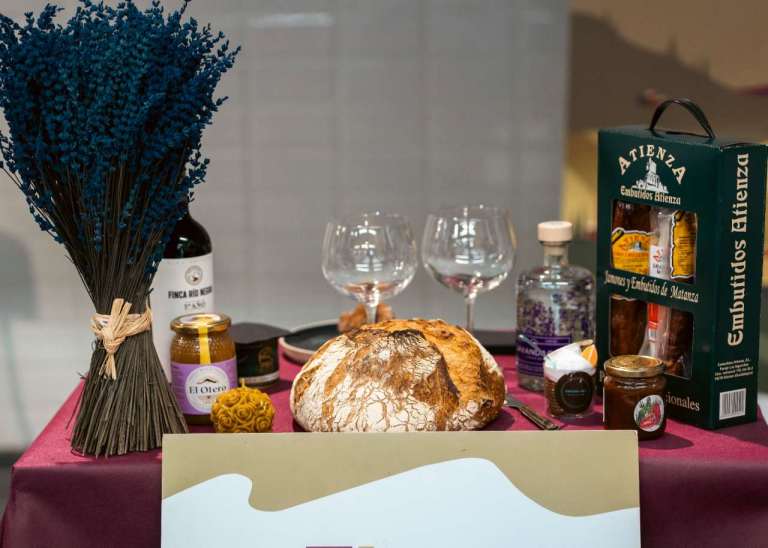 Catorce productores agroalimentarios de la Sierra Norte de Guadalajara se dan cita en el Mercado de Abastos 1 encuentromercadoabastosguadalajara 2