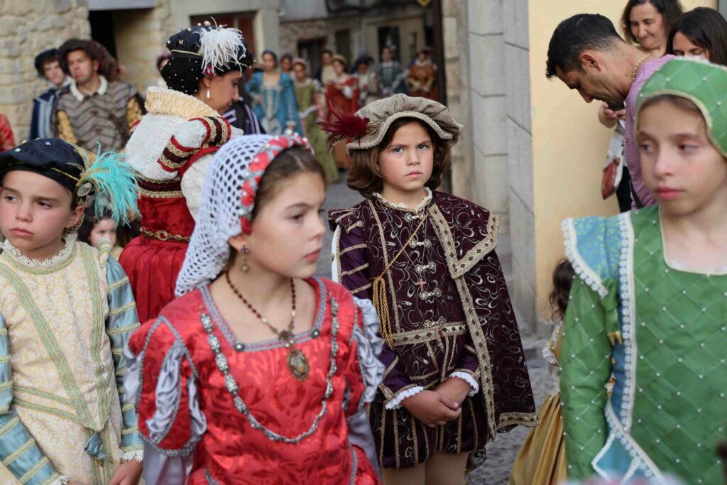 Pastrana celebra del 26 al 28 de junio la XXIV edición del Festival Ducal bajo el lema "Poder y Mística" 8 festival ducal pastrana 09