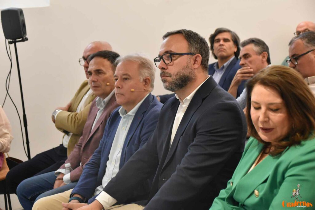 Tomelloso se convierte en la voz del agua: el PP-CLM reclama soluciones reales para salvar el futuro del campo 16 foropermanenteagua 02