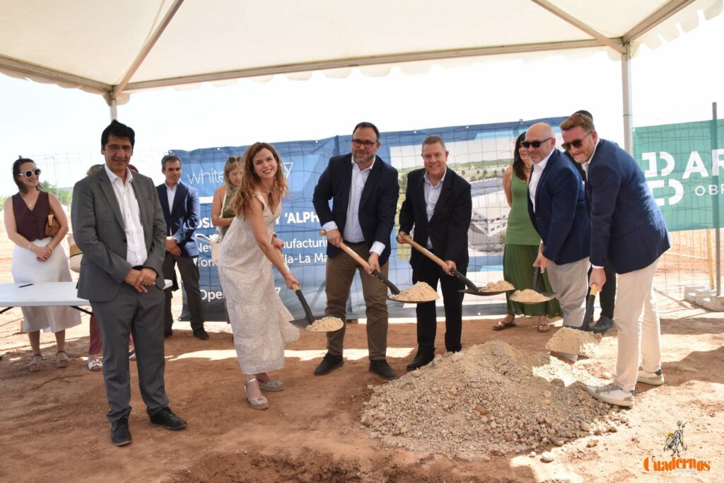 Whitewater Group colocó en Tomelloso la primera piedra de una nueva etapa industrial ligada al agua, los centros de datos y el empleo 6 inauguracion alpha 2 whitewater tomelloso 1