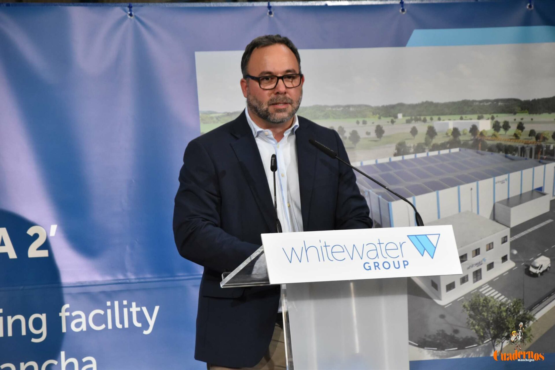 Navarro reivindica a Tomelloso como motor industrial en el acto de la colocación de la primera piedra de las nuevas instalaciones de Whitewater Group