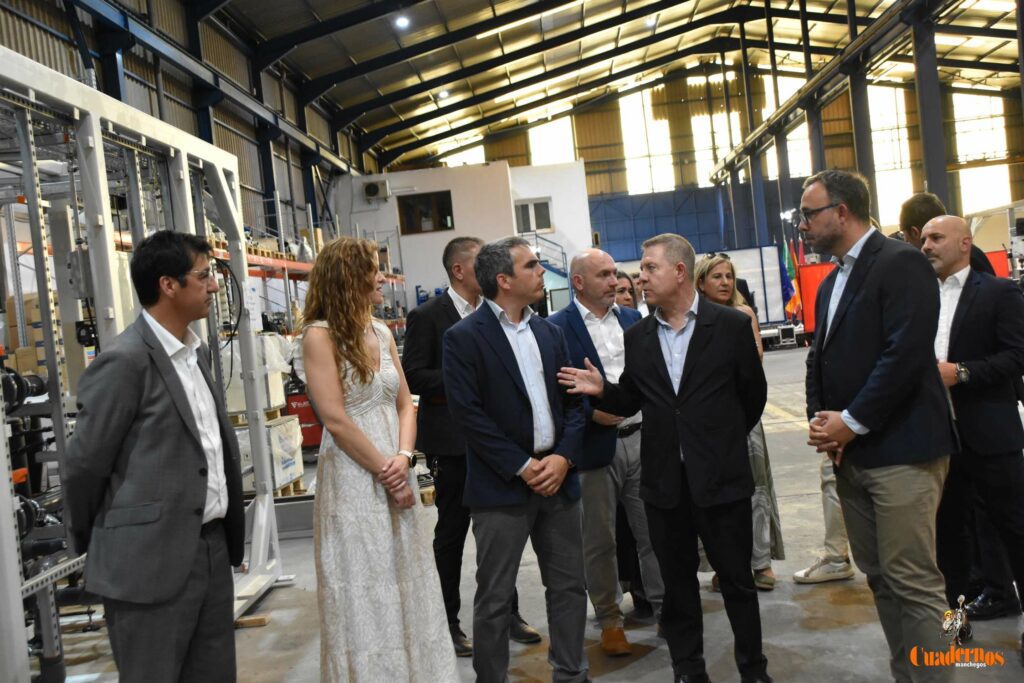 Whitewater Group colocó en Tomelloso la primera piedra de una nueva etapa industrial ligada al agua, los centros de datos y el empleo 31 inauguracion whitewater tomelloso 25