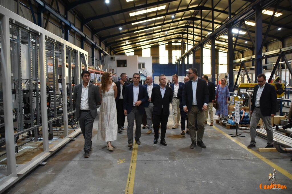 Whitewater Group colocó en Tomelloso la primera piedra de una nueva etapa industrial ligada al agua, los centros de datos y el empleo 33 inauguracion whitewater tomelloso 27