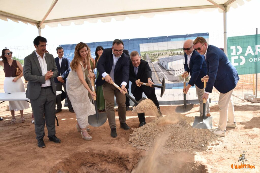 Whitewater Group colocó en Tomelloso la primera piedra de una nueva etapa industrial ligada al agua, los centros de datos y el empleo 43 inauguracion whitewater tomelloso 38