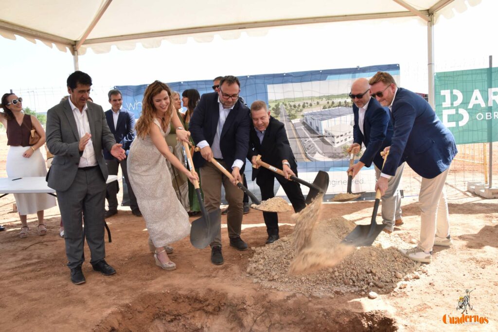 Whitewater Group colocó en Tomelloso la primera piedra de una nueva etapa industrial ligada al agua, los centros de datos y el empleo 44 inauguracion whitewater tomelloso 39
