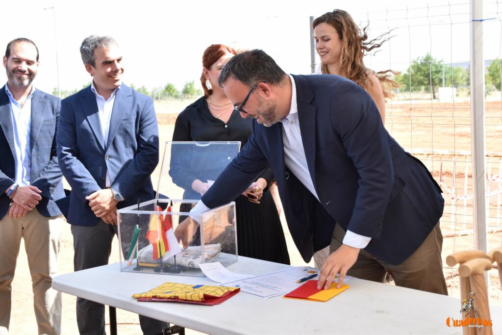 Whitewater Group colocó en Tomelloso la primera piedra de una nueva etapa industrial ligada al agua, los centros de datos y el empleo 57 inauguracion whitewater tomelloso 52