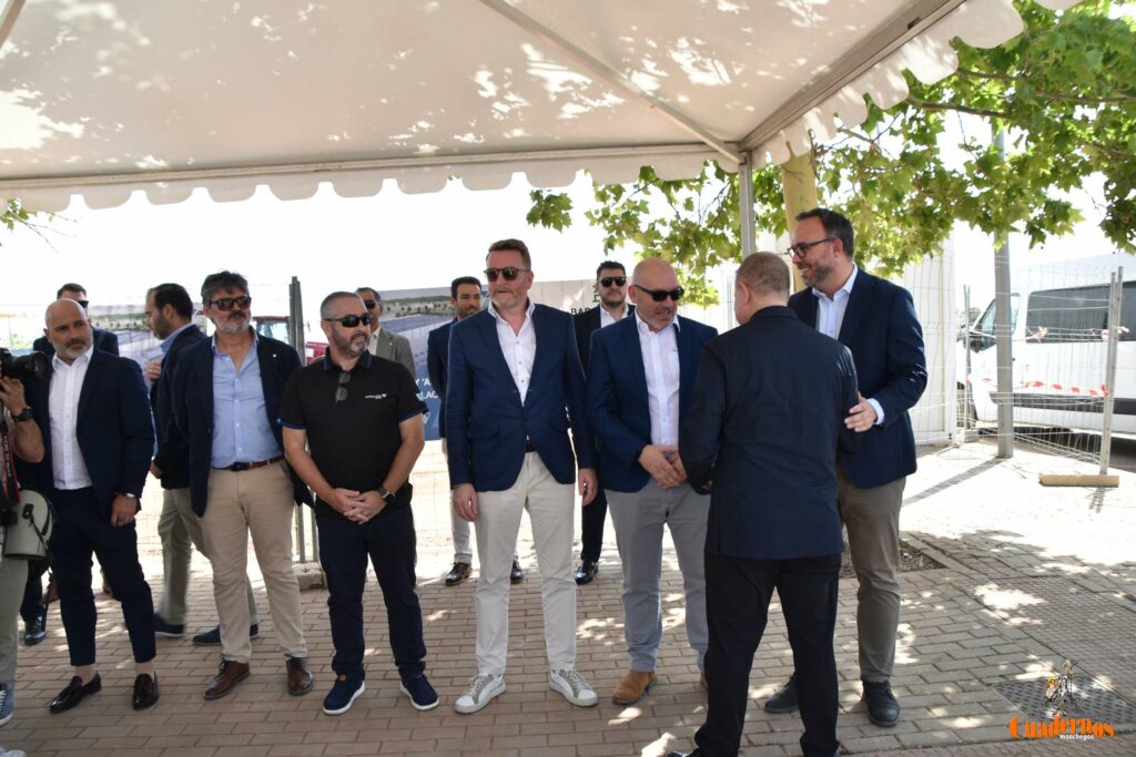 Whitewater Group colocó en Tomelloso la primera piedra de una nueva etapa industrial ligada al agua, los centros de datos y el empleo 3 inauguracion whitewater tomelloso 58