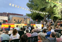 El Barrio Maternidad abre sus fiestas reivindicando la convivencia y la vida vecinal Javier Navarro pone en valor el trabajo de las asociaciones vecinales durante la inauguración de las fiestas del Barrio Maternidad