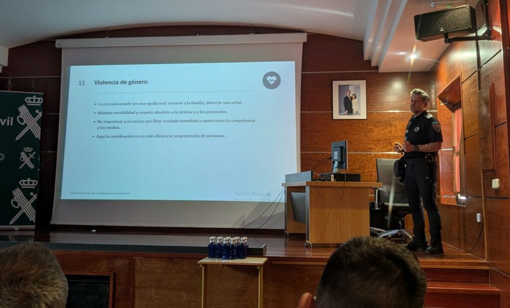 El jefe de la Policía Local de Villacañas participa en la Convención de Coordinación Policial entre Guardia Civil y Policías Locales de la comarca de Ocaña y Mora 1 jefepolicialocalvillacanas 2