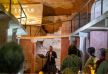 El éxito de “Bajo la Luz de la Lumbrera” impulsa una nueva edición en las Cuevas de Tomelloso El éxito de “Bajo la Luz de la Lumbrera” impulsa una nueva edición en las Cuevas de Tomelloso