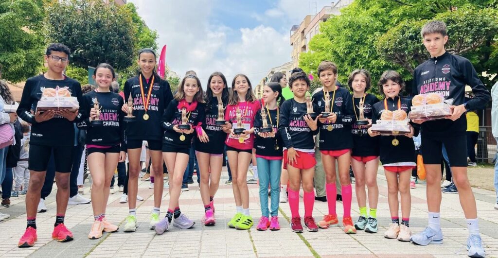 Mayo: un mes de éxitos y superación para el Atletismo Club Manchathon 15 mayo manchathon 2
