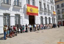 Tomelloso guarda un minuto de silencio por las víctimas de los terremotos de Venezuela Tomelloso guarda un minuto de silencio por las víctimas de los terremotos de Venezuela