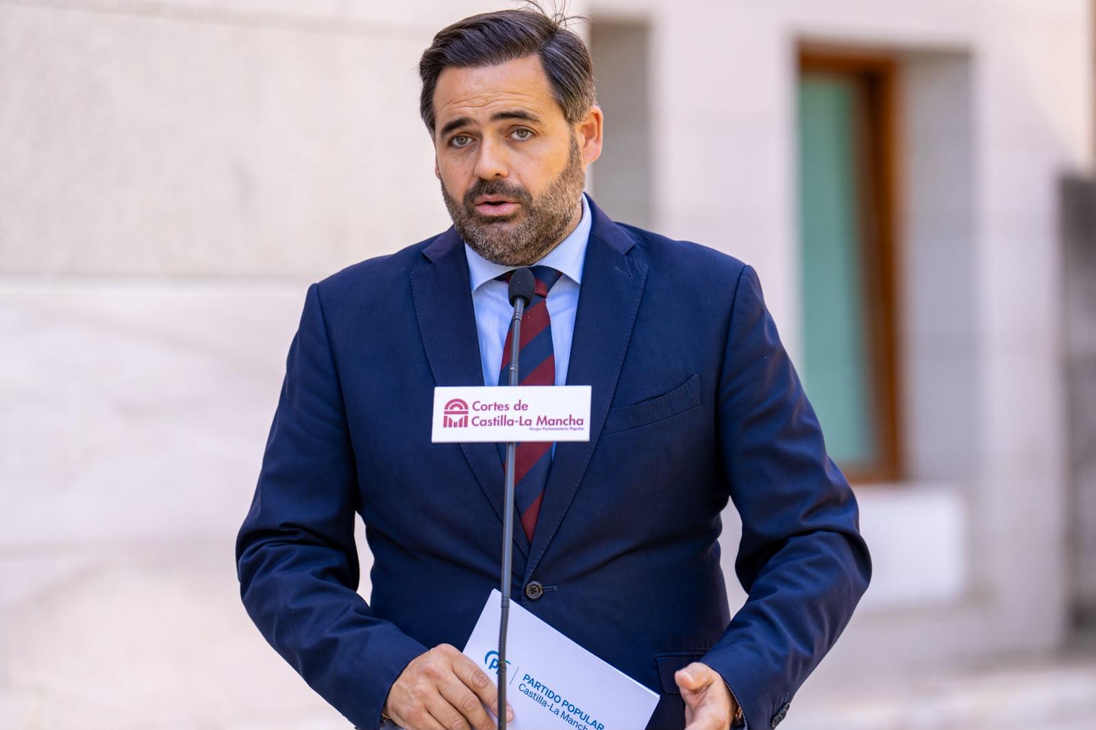 Núñez: “Page ha vuelto a demostrar que habla mucho contra Sánchez, pero nunca hace nada para defender a Castilla-La Mancha”