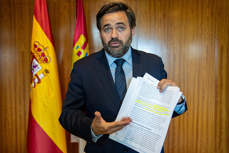 Núñez indica que el informe de BBVA Research señala a la región como la que menos va a crecer en 2027 por el menor impulso de la política fiscal del gobierno socialista