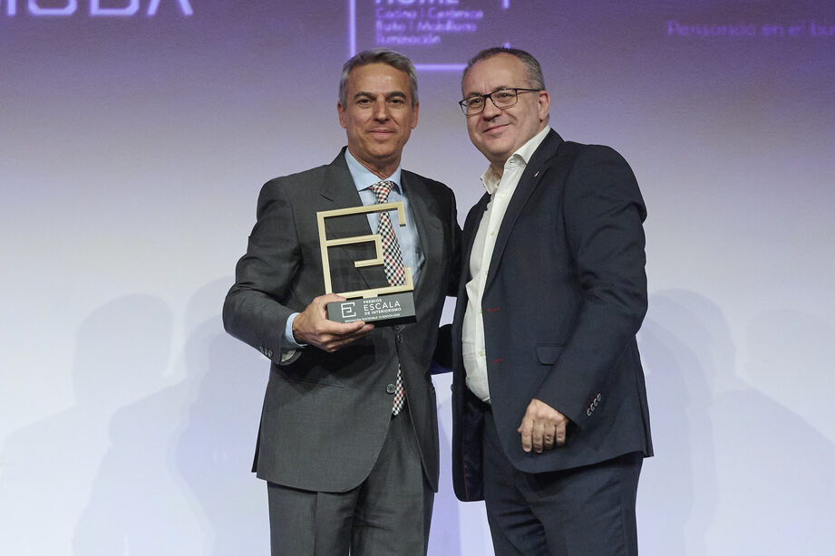 La cerámica de Talavera y el primer hotel reubicable de Europa de Grupo ANRO llevan el talento de Castilla-La Mancha a los Premios Escala de Interiorismo 2 premiosescalainteriorismo