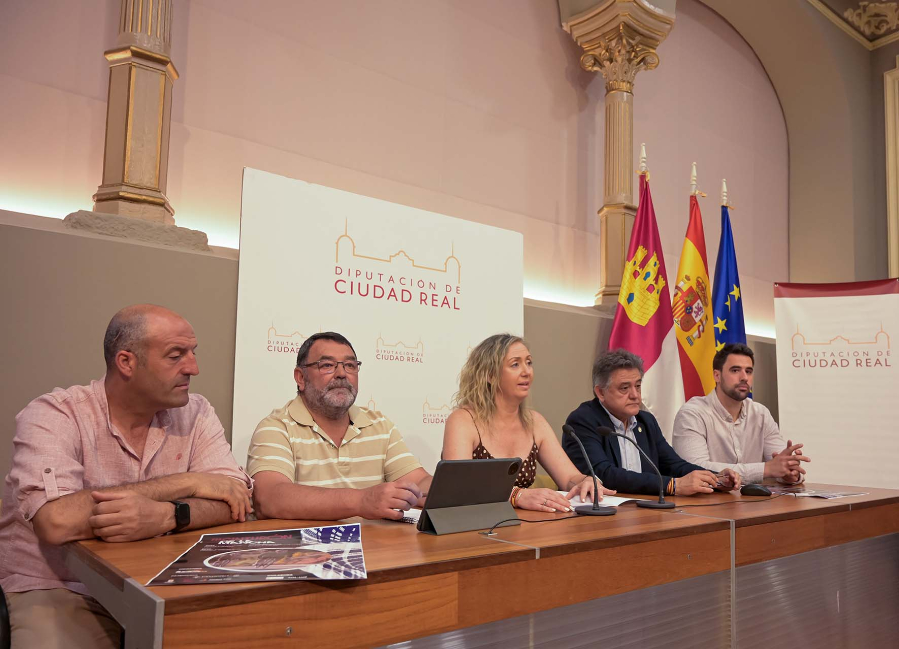 Presentada en la Diputación la tercera edición del Cinturón de La Mancha que reunirá a 17 equipos y a 120 corredores del ciclismo élite y sub-23 en la provincia de Ciudad Real 1 Presentada en la Diputación la tercera edición del Cinturón de La Mancha que reunirá a 17 equipos y a 120 corredores del ciclismo élite y sub-23 en la provincia de Ciudad Real