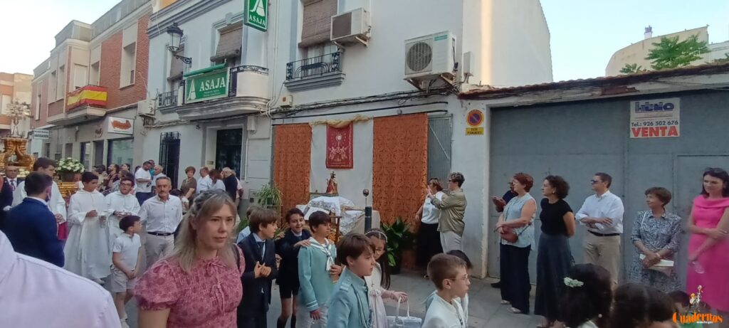 Tomelloso se rinde al Corpus Christi en una tarde de devoción, tradición y solemnidad 35 procesion corpus christi tomelloso 2026 038