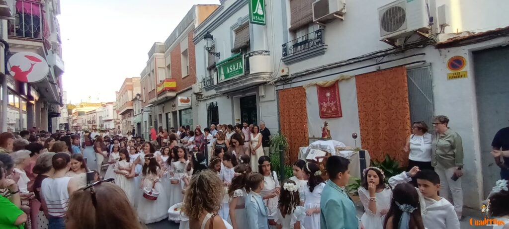Tomelloso se rinde al Corpus Christi en una tarde de devoción, tradición y solemnidad 42 procesion corpus christi tomelloso 2026 055