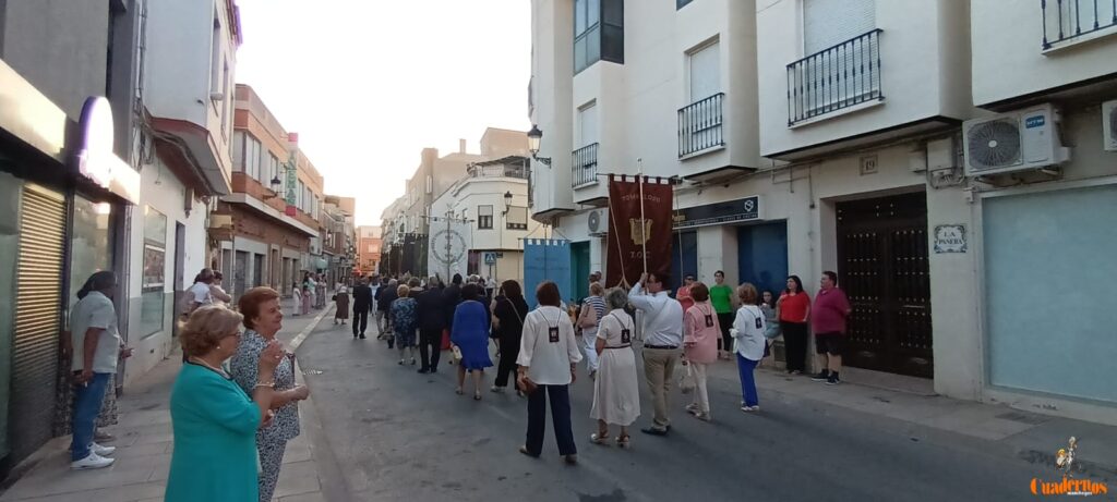 Tomelloso se rinde al Corpus Christi en una tarde de devoción, tradición y solemnidad 74 procesion corpus christi tomelloso 2026 103
